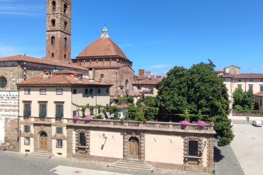 Appartamento Palazzo Micheletti Lucca Esterno foto